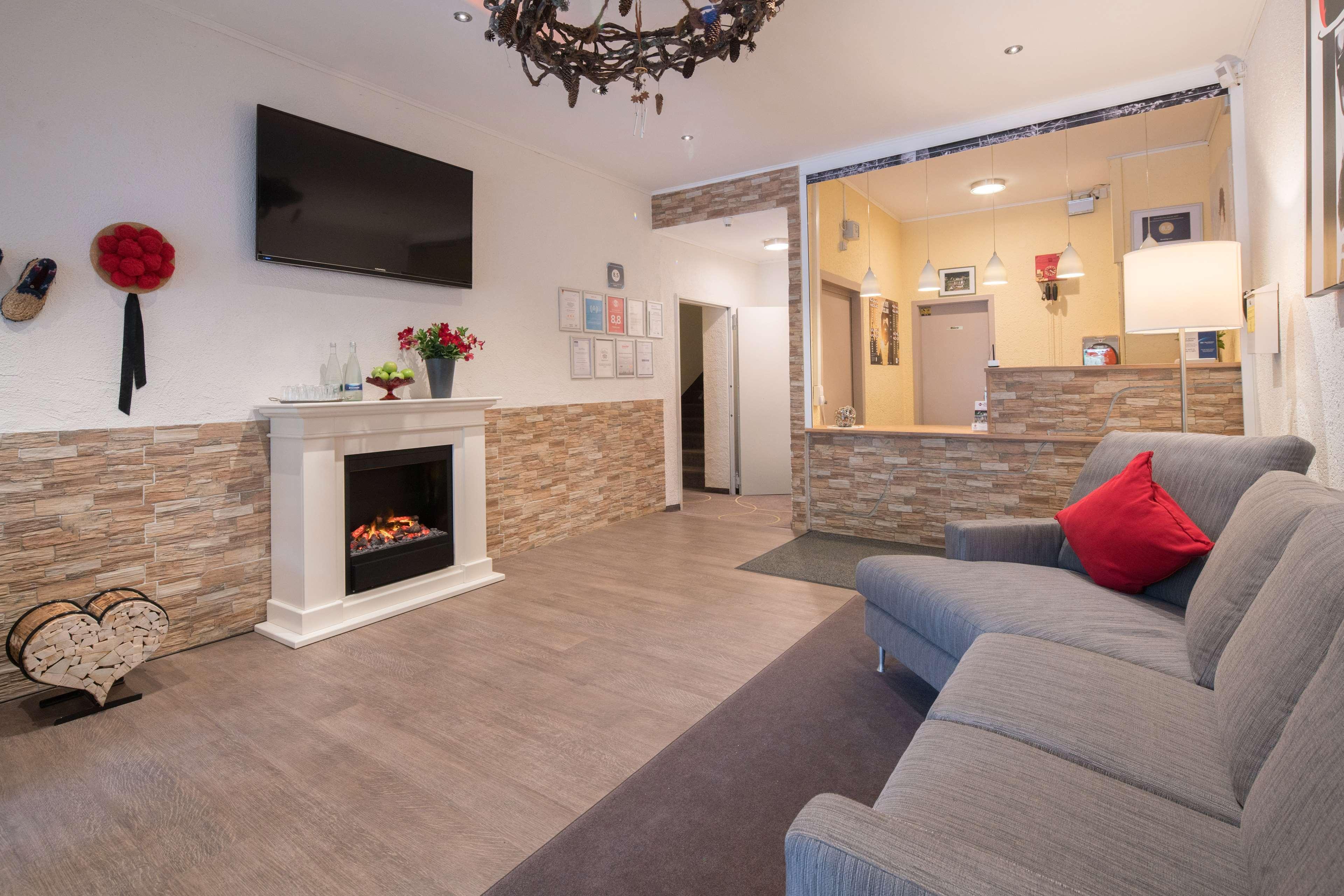 Best Western Plus Schwarzwald Residenz トリベルク エクステリア 写真