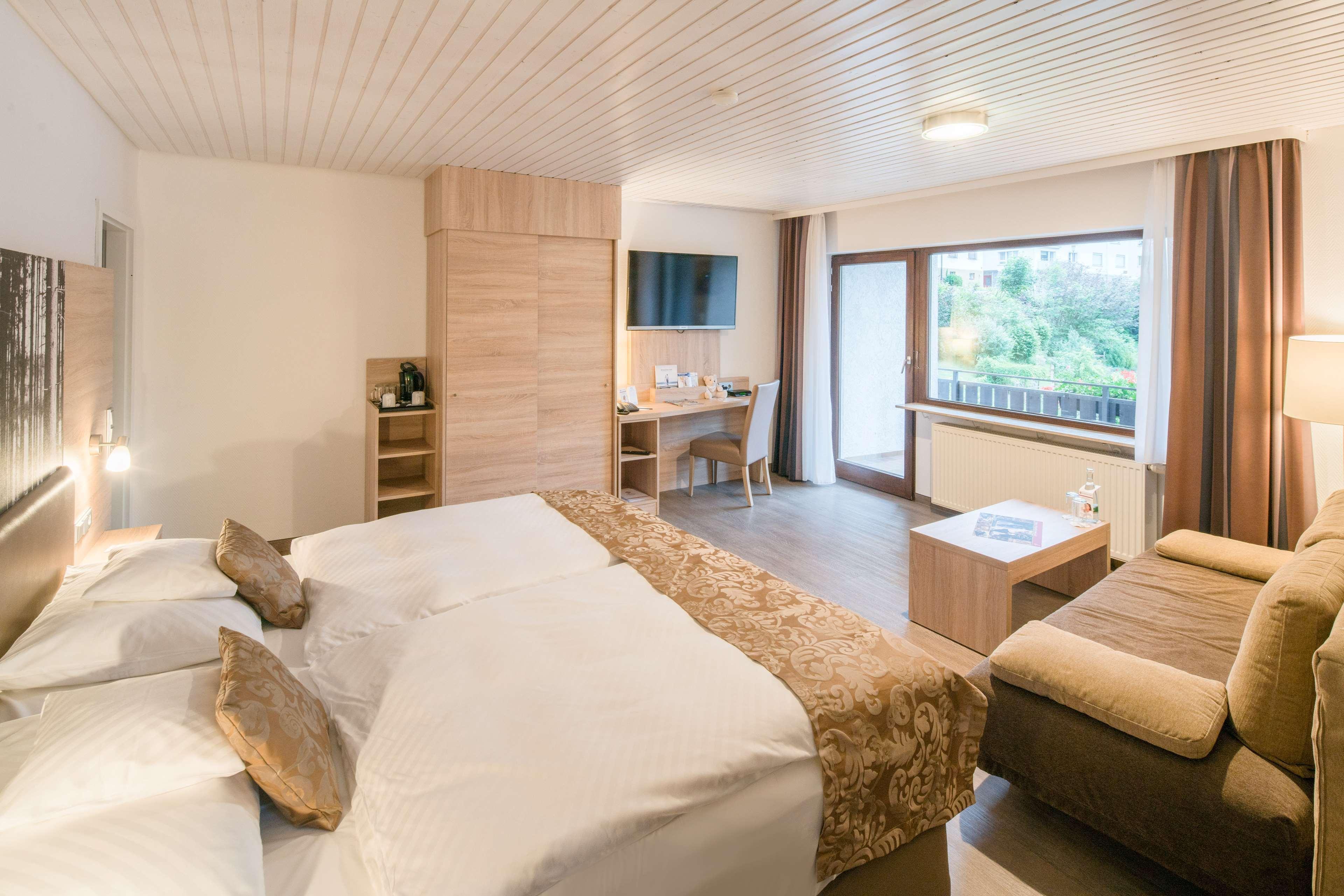 Best Western Plus Schwarzwald Residenz トリベルク エクステリア 写真