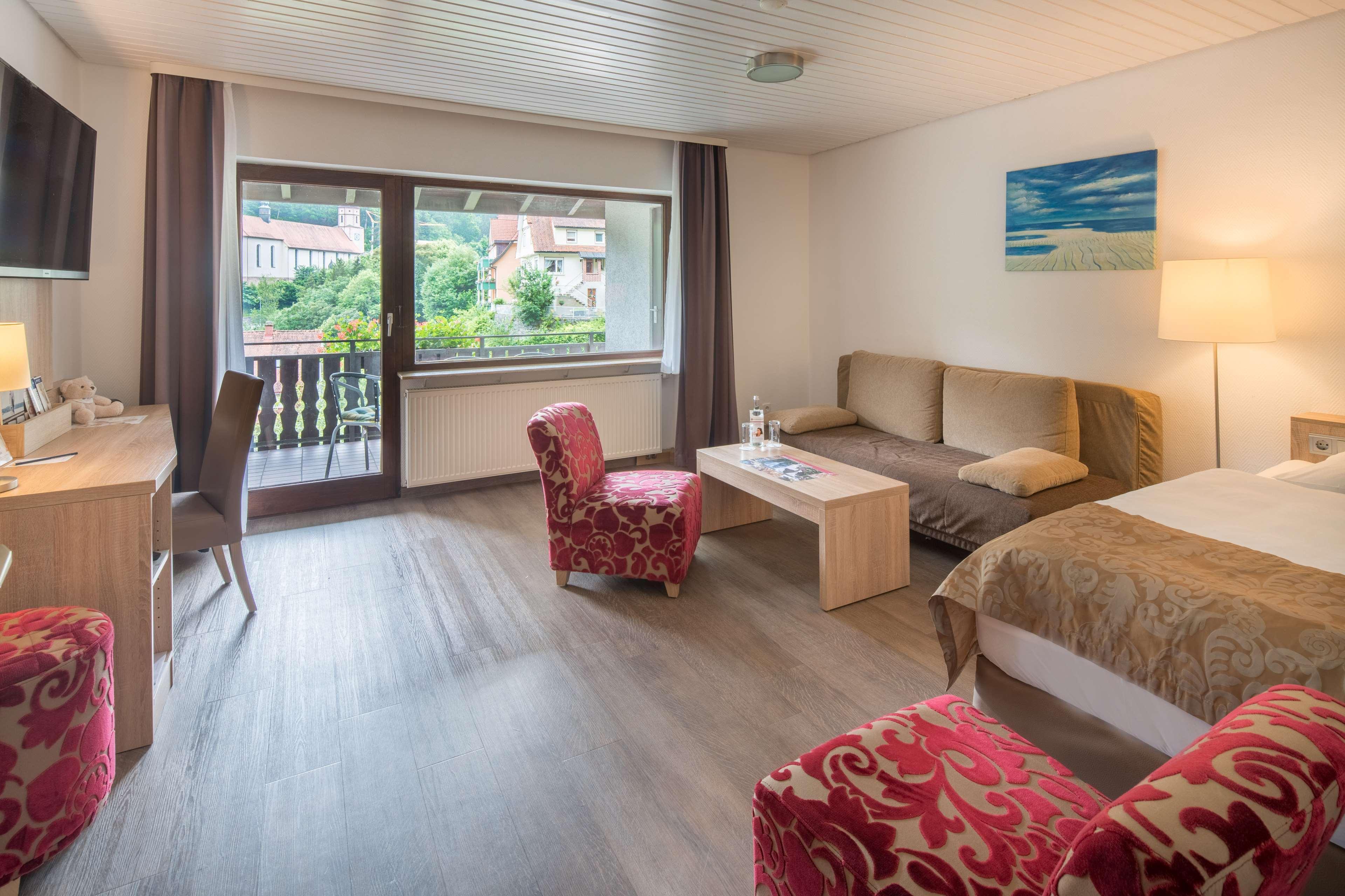 Best Western Plus Schwarzwald Residenz トリベルク エクステリア 写真