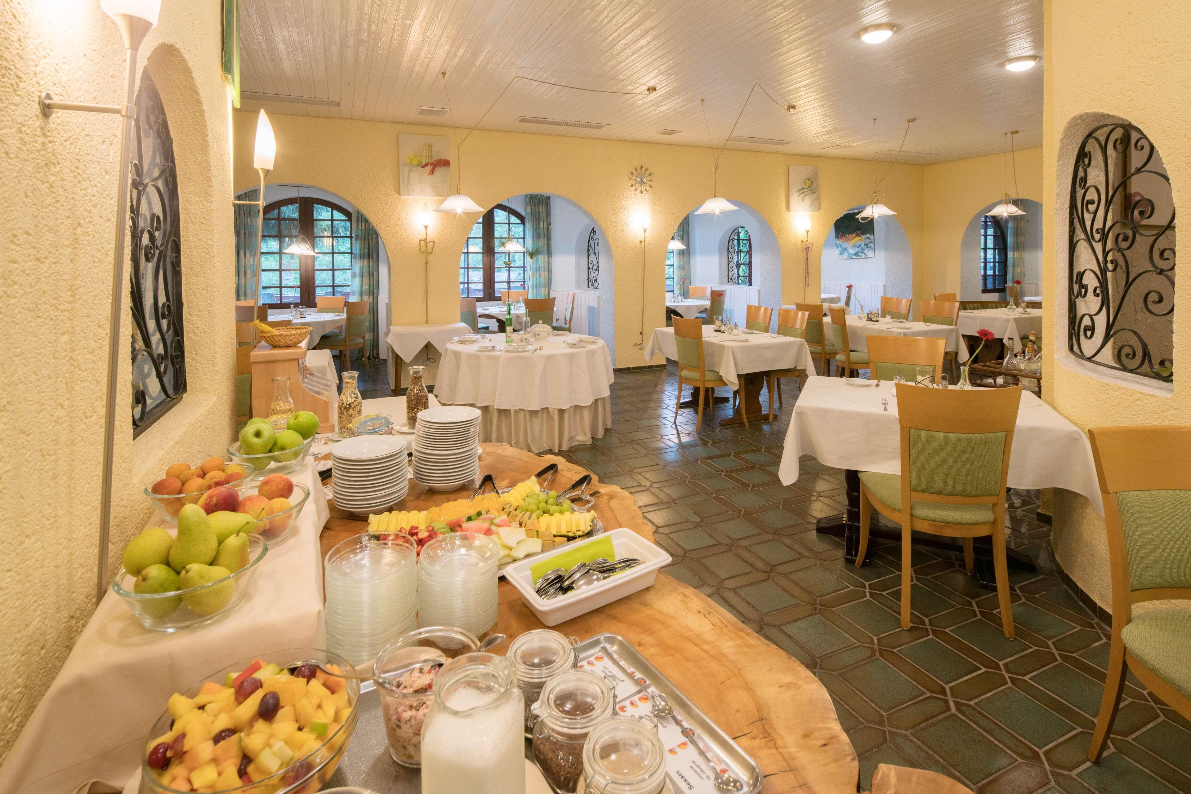 Best Western Plus Schwarzwald Residenz トリベルク エクステリア 写真