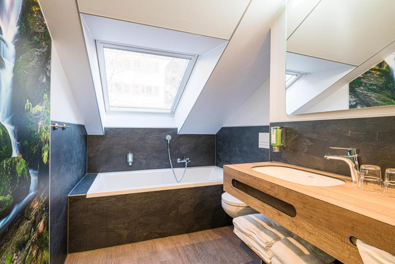 Best Western Plus Schwarzwald Residenz トリベルク エクステリア 写真