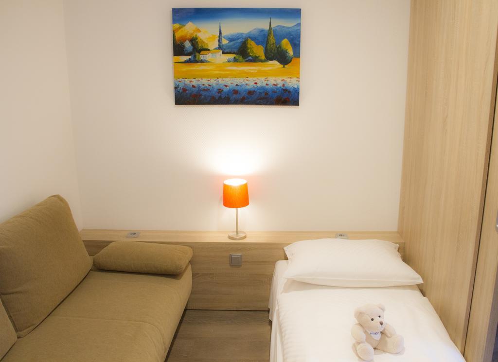Best Western Plus Schwarzwald Residenz トリベルク エクステリア 写真